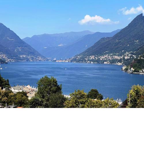 Villa Lucy Lake and Como City View