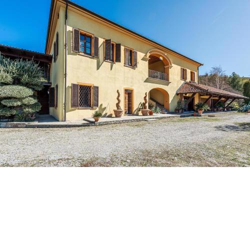 Villa Ludovica, Alba Hills