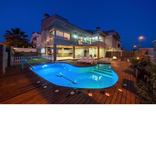 Villa Luxury Rock Tirri
