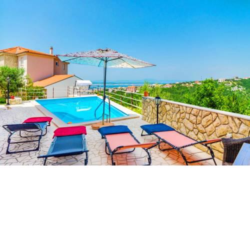 Villa M