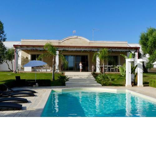 Villa M