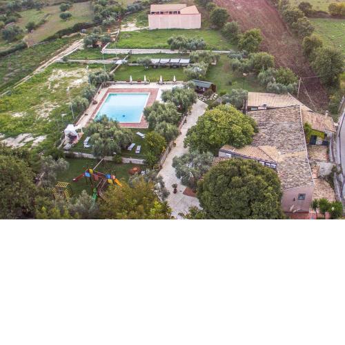 Villa Maddalena by PosarelliVillas