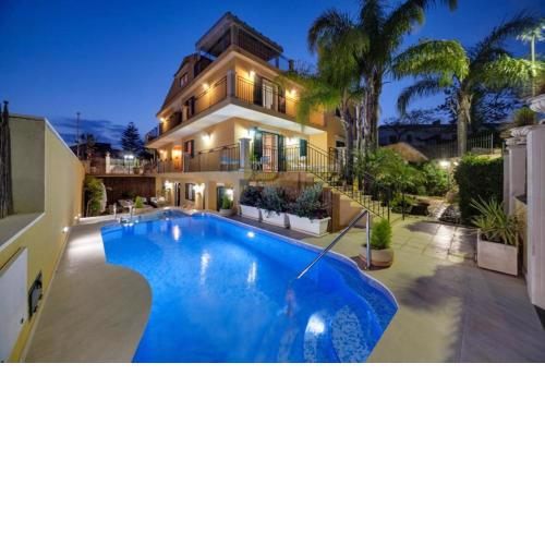 Villa Magda con piscina