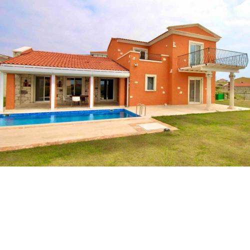 Villa Mahal; Ödüllü Sitede 4+1