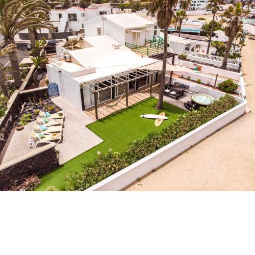 Villa Maluhia frente al mar con Jacuzzi, Corralejo
