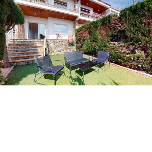 Villa Mar Menuda by Reymar