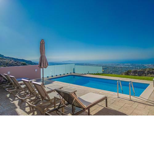 Villa Mari with private ecologic pool and amazing view!