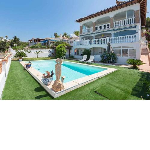 Villa María con Piscina playa y vistas