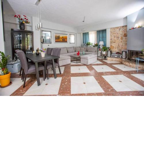 Villa Marilena Lagonisi