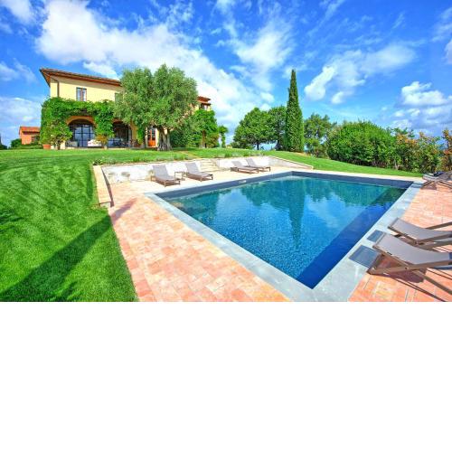 Villa Marliana by PosarelliVillas