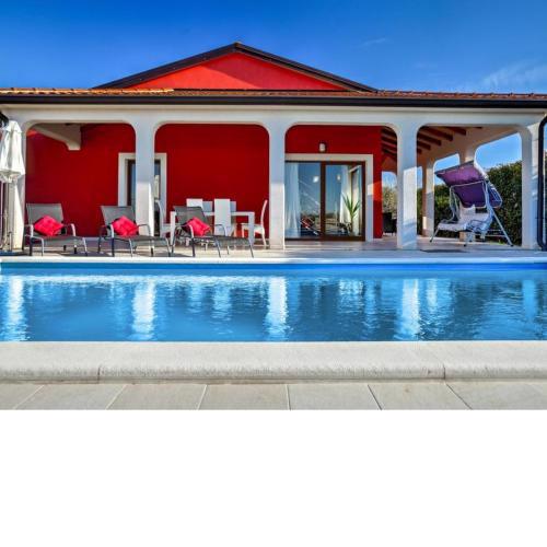 Villa Mary