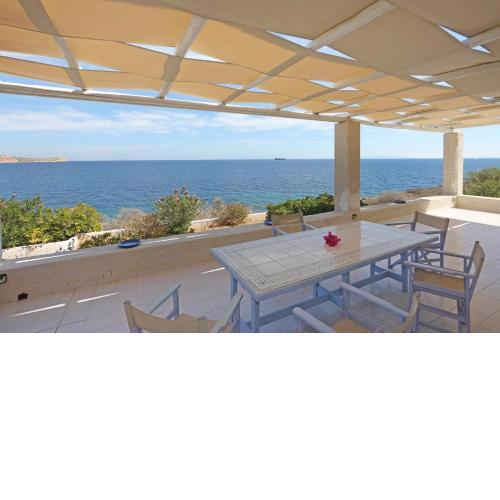 Villa Mavromichali private beach