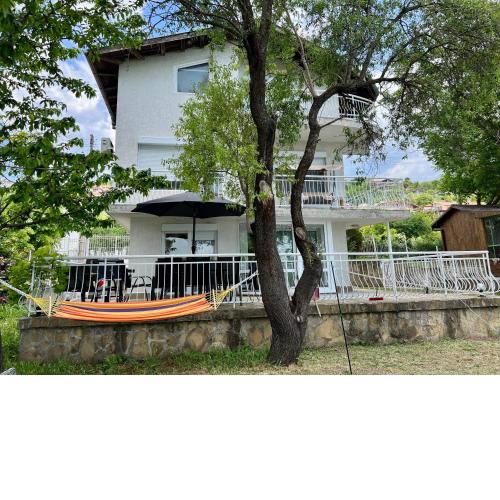 Villa MAXIMILIYAN
