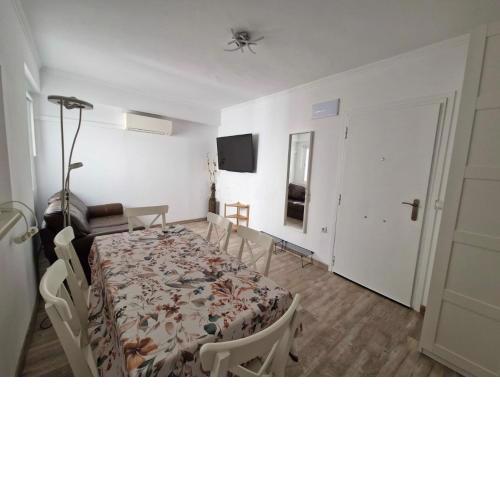 Villa Melilla 2 - Piso de 3 habitaciones Torremolinos