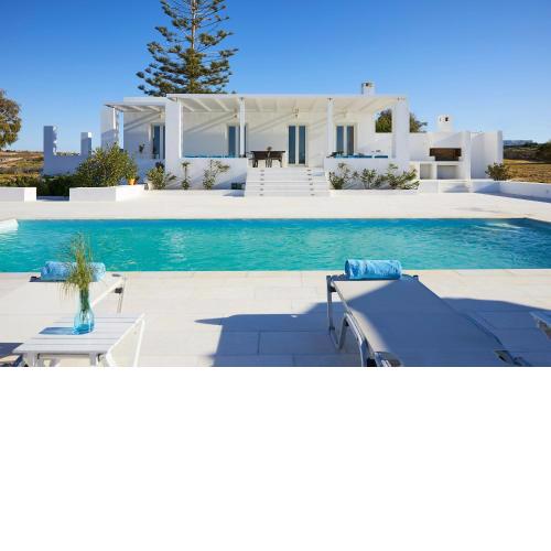 Villa Meltemi on the Outskirts of Naousa