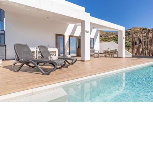 Villa met zeezicht in Torrox