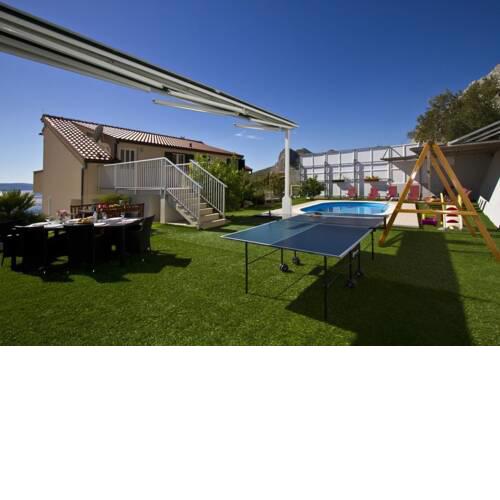 Villa Miho - with pool
