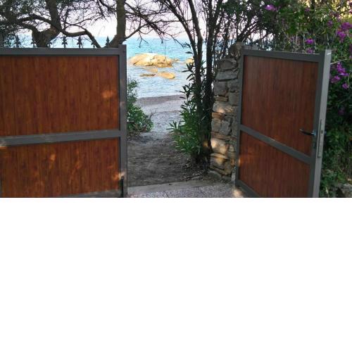 VILLA MILVIO con accesso privato in spiaggia