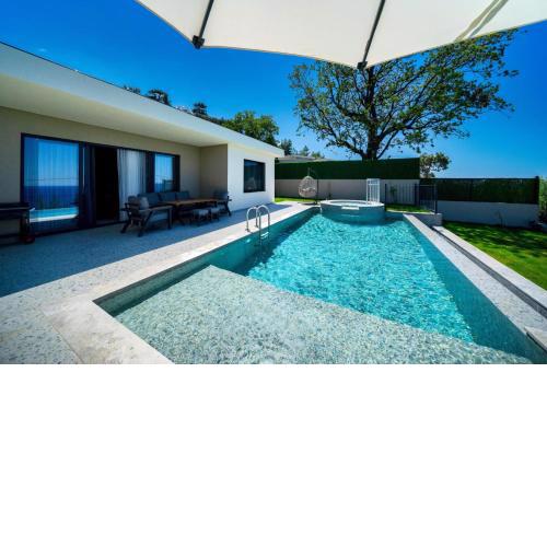 Villa Molly with Sea