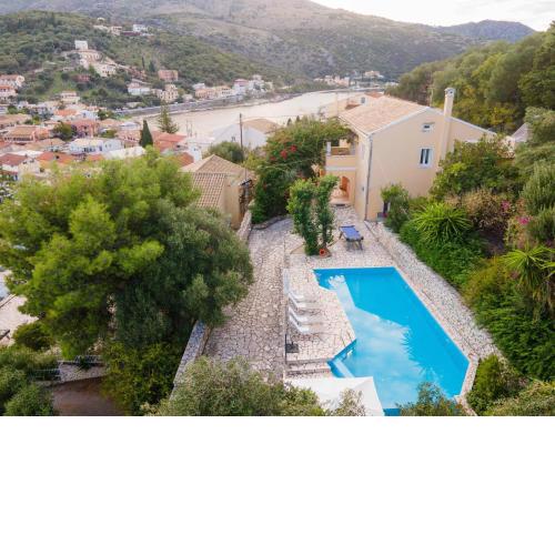 Villa Moyria by MediterraneanVillas