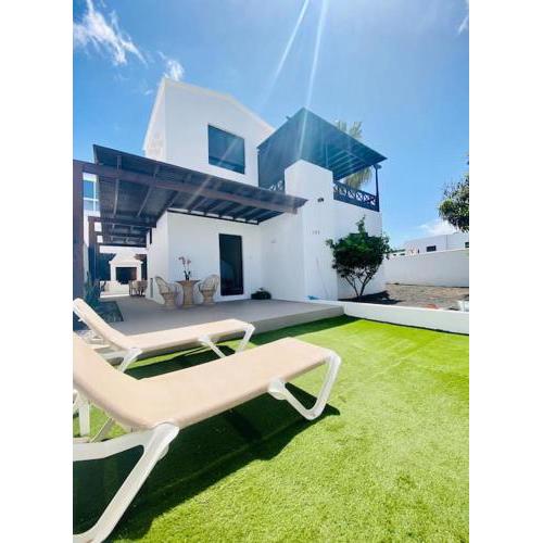 Villa muy cerca de la Playa.