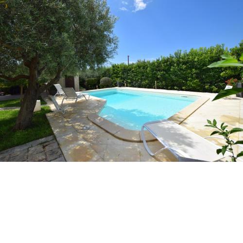 VILLA NAIVE CON PISCINA PRIVATA, POZZALLO