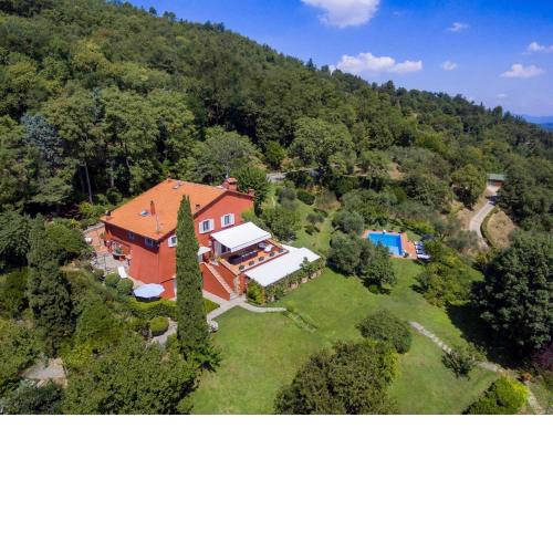 Villa-Napoleone-near-Florence-with-pool