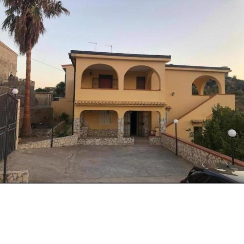 Villa Nicolai Con Terrazzo