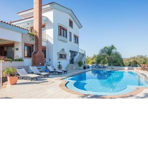 Villa Nikis