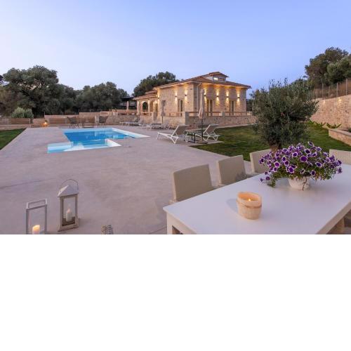 Villa Niragia with Magnificent view
