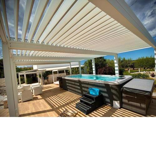 VILLA NIRYA, Unique Smart-Trulli-Resort & SPA.