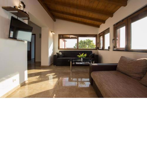 Villa Nives holiday apartment rentals