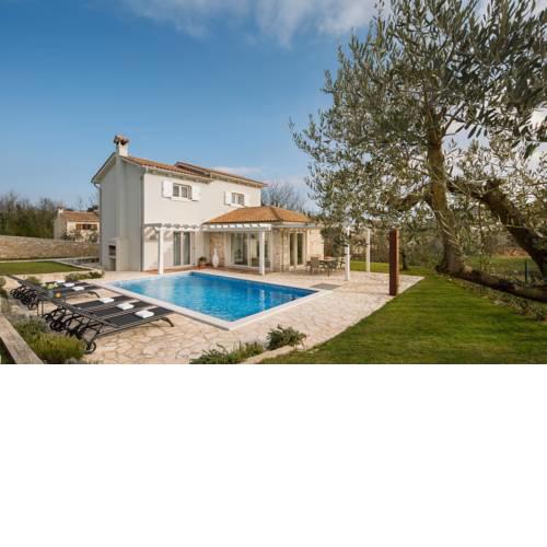 Villa Novena II