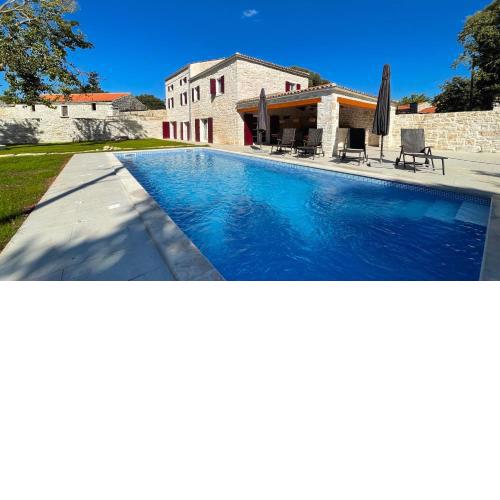 Villa Nyma, beautifully restored stone villa offering a peaceful retreat
