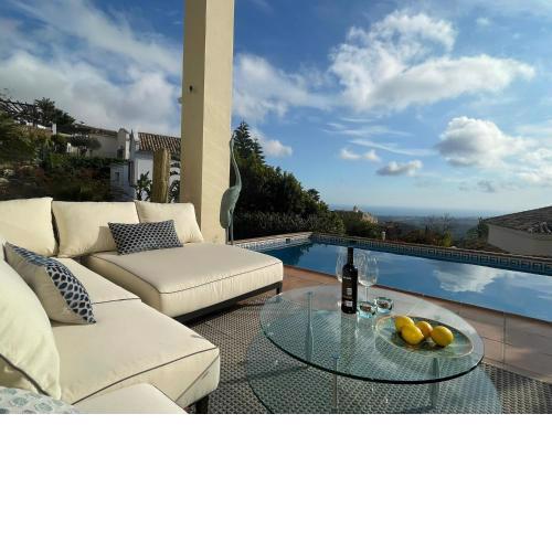 Villa Olga MARBELLA- GOLDEN MILE -Breathtaking SEA VIEW- PRIVATE POOL