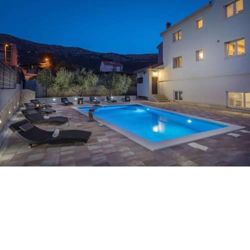 Villa Olive Garden with Pool