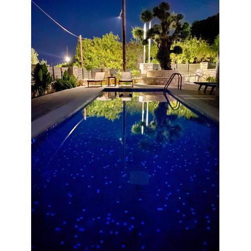 Villa Olive Green