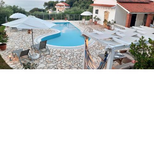 Villa Olive Grove and sea view