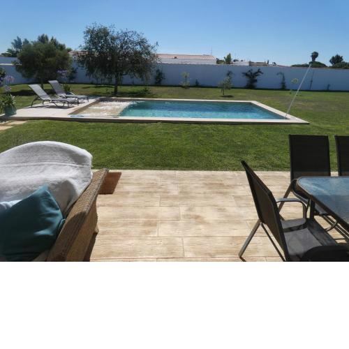 Villa Olivia con Piscina y Jardin