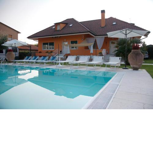 Villa Orange