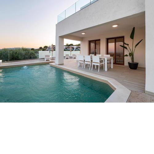 Villa Oriens