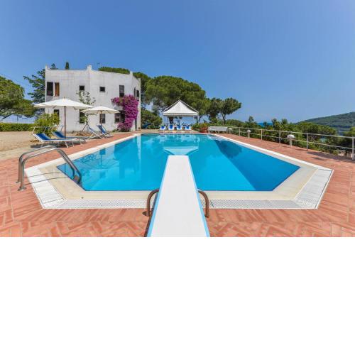 Villa Ottagonale