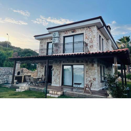 Villa özpınar 4 yatak odalı