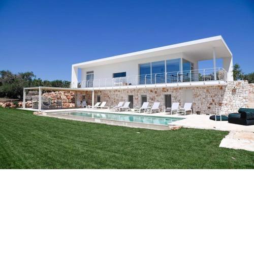 Villa Panitria with Infinity Pool