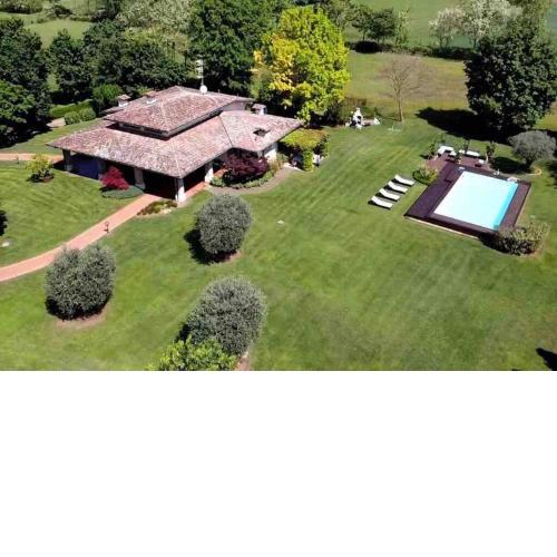 Villa Paradiso nel verde