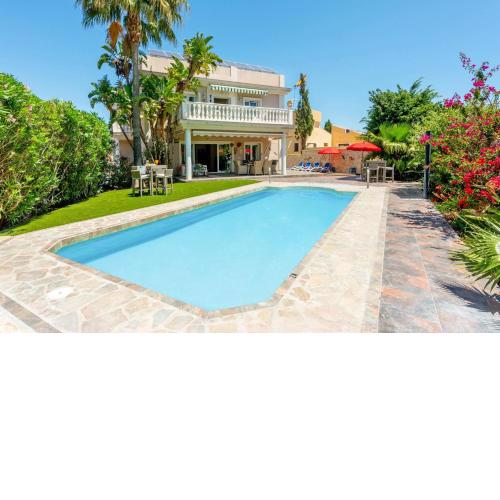 Villa Paraisos Sol by Villa Plus