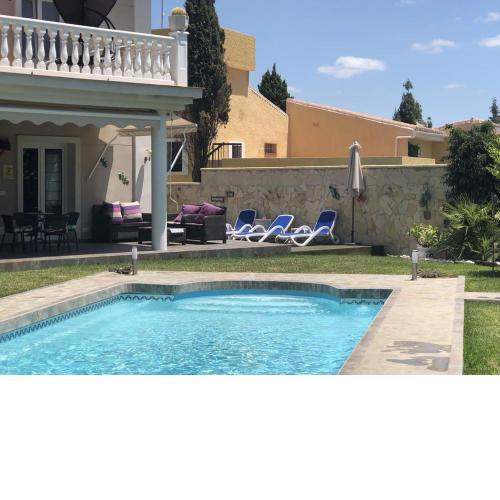Villa Paraisos