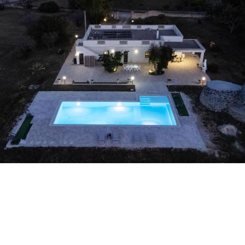 Villa piscina giardino wifi carica elettrica m900