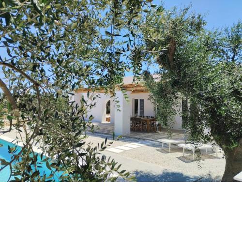 Villa Pupetta Ostuni 4 bedrooms 4 bathrooms - swimming pool