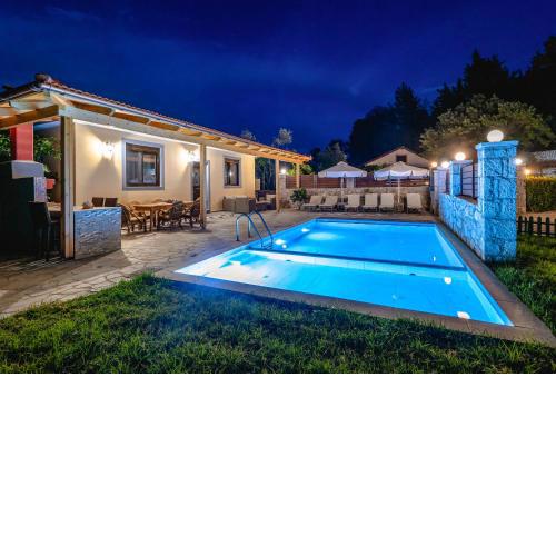 Villa Rafaella2